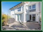 Ultragepflegtes, modernes Reihenmittelhaus in Feldrandnähe