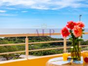 Um Espaçoso Apartamento T3 com Magníficas Vistas Mar na...