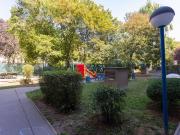 Umgeben von gepflegtem Grün Kernsanierte 3 Zimmer...