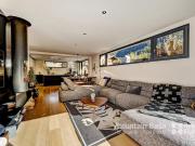 Un appartement de 4 chambres magnifiquement rénové dans...