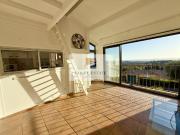 Un appartement, vue mer panoramique, proximité du village