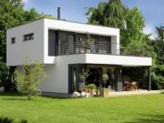 Un chalet moderno, práctico y muy bonito. Para ver más...