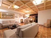 UN CHALET UNICO, CON PISCINA PRIVADA Y LA MEJOR...