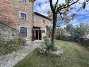 Un delizioso pied à terre al piano terra, situato nella...