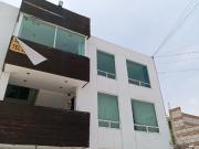 Un depa moderno, seguro y lleno de luz, perfecto para...