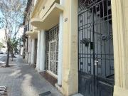 un dormitorio, pasillo, centro, sin expensas, patio,...