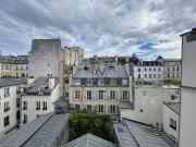 Un écrin de charme au cœur historique de Paris 2e...