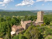 Un gioiello del passato: borgo del Xiv secolo finemente...