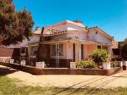 Un Hogar con Historia y Potencial en el Corazón de...