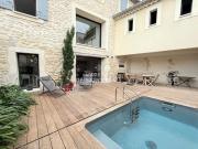 Un lieu unique, à la croisée entre maison de village et...