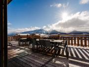 Un refuge d'altitude contemporain, entre panorama et...