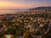 Un refuge raffiné d'une chambre à Antibes avec...