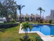 Una Casa con Laguna, Alberca, Jardín, Gym, Spa en...