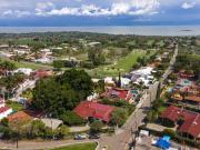 Una de las casas mas hermosas de vista del Lago,...