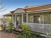UNBEATABLE EAST BRISBANE LOCATION