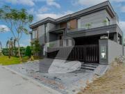 Unbeatable Luxury: 2 Kanal Bungalow With Full Basement...