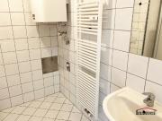 UNBEFRISTET Charmante und sanierte 2 Zimmerwohnung in...