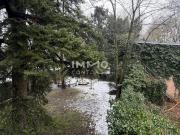 Unbefristet: Modernisierte Altbauwohnung mit Loggia...