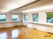 UNBEFRISTET Sehr schönes Büro mit Klimaanlage nahe dem...