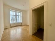 UNBEFRISTET: Traumhafte Altbauwohnung in prominenter Lage