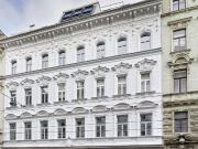 Unbefristet vermietet: unsanierte Altbauwohnung mit...