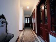 Unbefristet vermieteter Stil Altbau 1.Min zum Schloß...