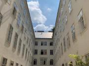 Unbefristete 2 ZIMMER Dachgeschosswohnung mit...