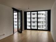UNBEFRISTETE 2 Zimmer im 12en Stockwerk mit Loggia und...