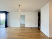 UNBEFRISTETE 3 Zimmer Neubau mit Loggia