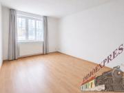 Unbefristeter Singlehit im Erdgeschoß