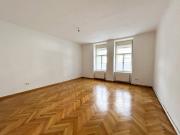 UNBEFRISTETES MIETVERHÄLTNIS 2 ½ Zimmer Altbauwohnung im... UNBEFRISTETES MIETVERHÄLTNIS 2 ½ Zimmer Altbauwohnung im...