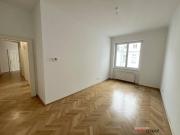 UNBERISTET Charmante hofseitige 2 Zimmer Altbauwohnung...