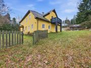 Erstbezug nach Renovierung EG und 26.849 m² Land...