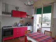 Uncinello Via Q. Settano 5 vani 127mq