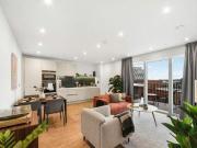 Uncle, Colindale, 3 Bedroom Flat