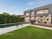Uncompromised luxurious family living