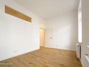 und der ALBRECHT LACHT