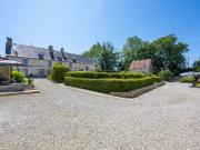 Une ferme manoir des XVIe et XVIIIe siècles sur 3,5...