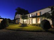 Une propriété, Insoupçonnée en coeur de Village !