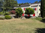 Une spacieuse villa de 267 m2 avec 5586 m2 de jardin et une