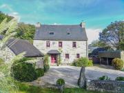 Une vie de château à la campagne 170m² Kergrist Moëlou