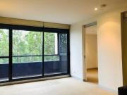 Unfurnished 2 Bedroom Apartment in SEASONS!