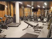 UNFURNISHED Experience the best that Docklands has to...