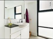 Unfurnished one bedroom plus study/guest room Deposit...