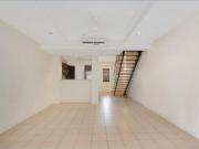 UNFURNISHED Sky Villa! 2 Bed, 2 Bath + Study / City...