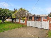 Unfurnished Spacious 5 X 1 Family Home with a Shed!