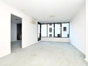 UNFURNISHED Stunning One Bedroom Apartment in Southbank!