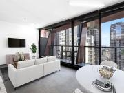 UNFURNISHED Stylish city living with spectacular views