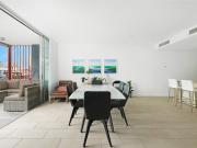 Unfurnished three bedroom harbourfront luxury