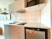 UNFURNISHED: Two Bedrooms in Fantastic Location